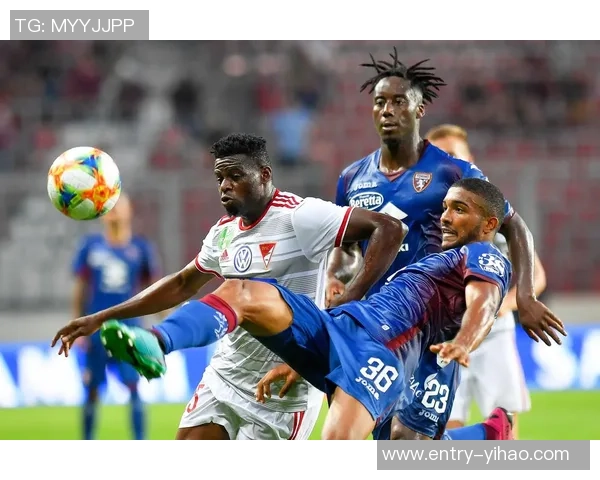 库克斯与德布勒森激战正酣谁能在这场较量中胜出